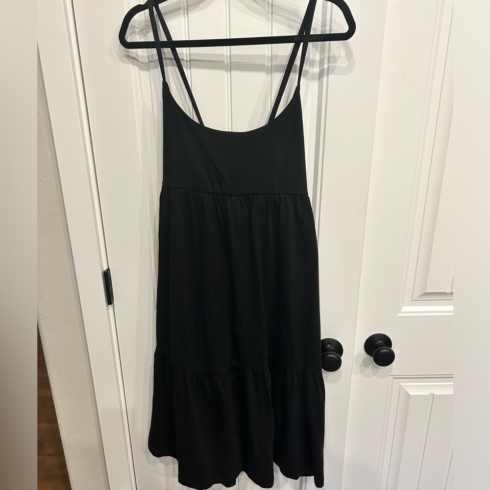 GAP black large sundress, with a crisscross back brand new with tags